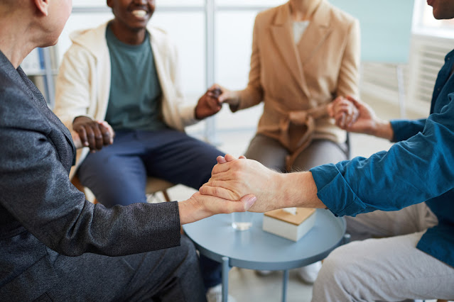 prayer group in Christian substance abuse rehab